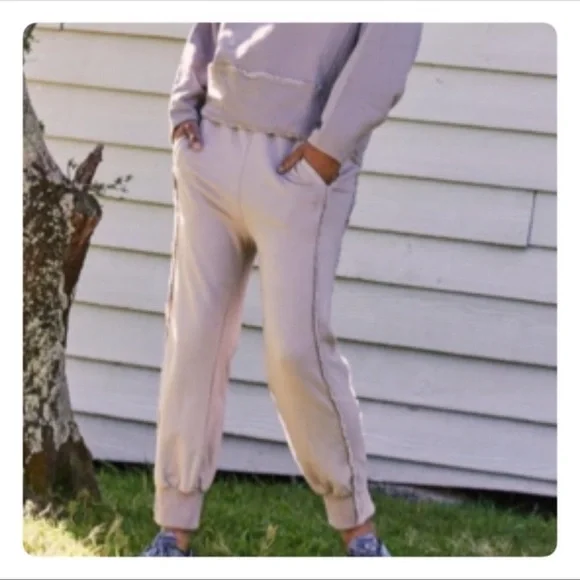 Free People WHERE THE WIND BLOWS 2 PIECE PULLOVER AND JOGGERS SET SIZE SMALL NWT - Picture 6 of 11